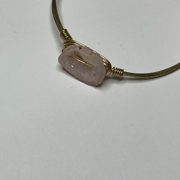 BOURBON & BOWETIES gold tone bracelet bangle PINK Druzy signed jewelry wire wrap - Picture 6 of 11